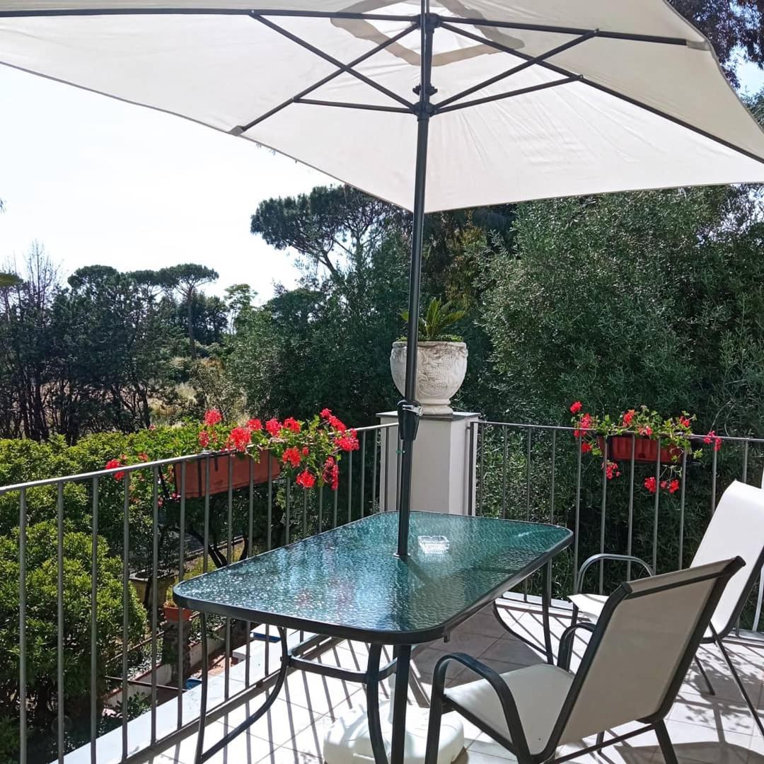 B&B Casa Maria Vittoria Torre del Greco Rum bild