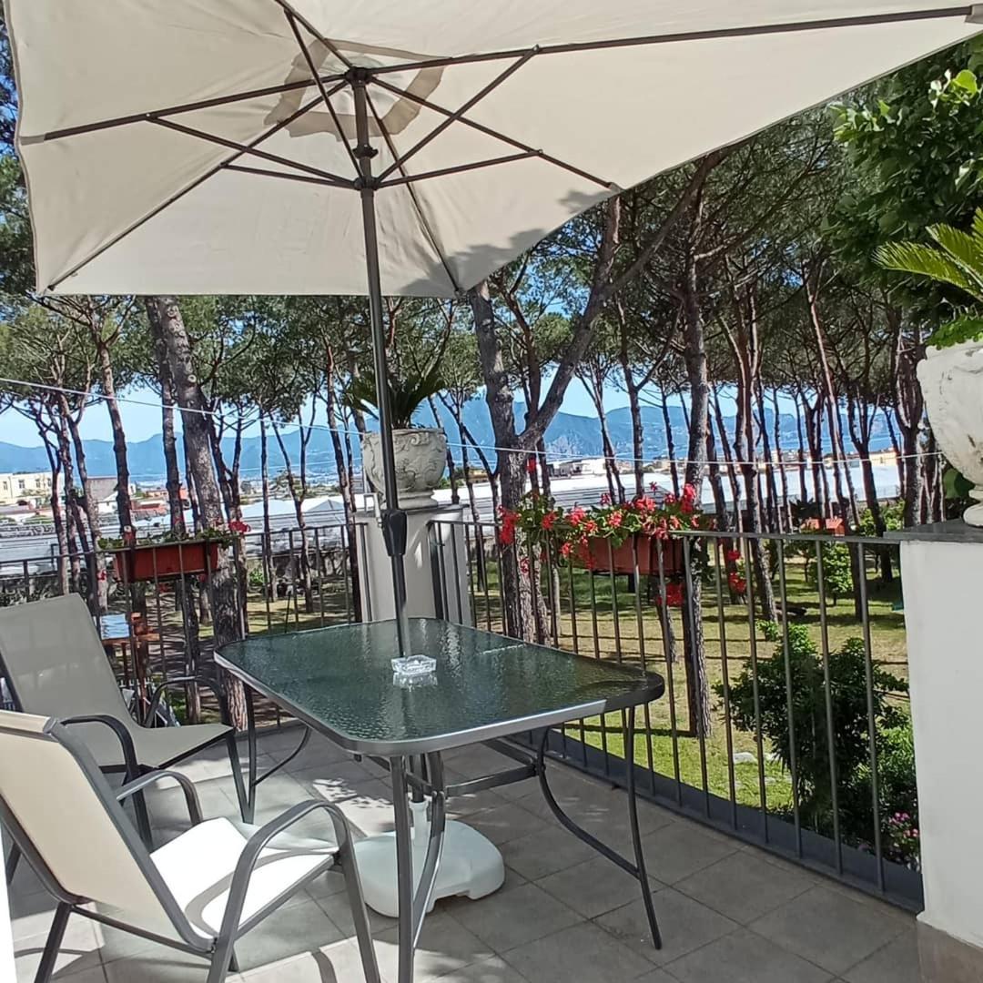 B&B Casa Maria Vittoria Torre del Greco Rum bild