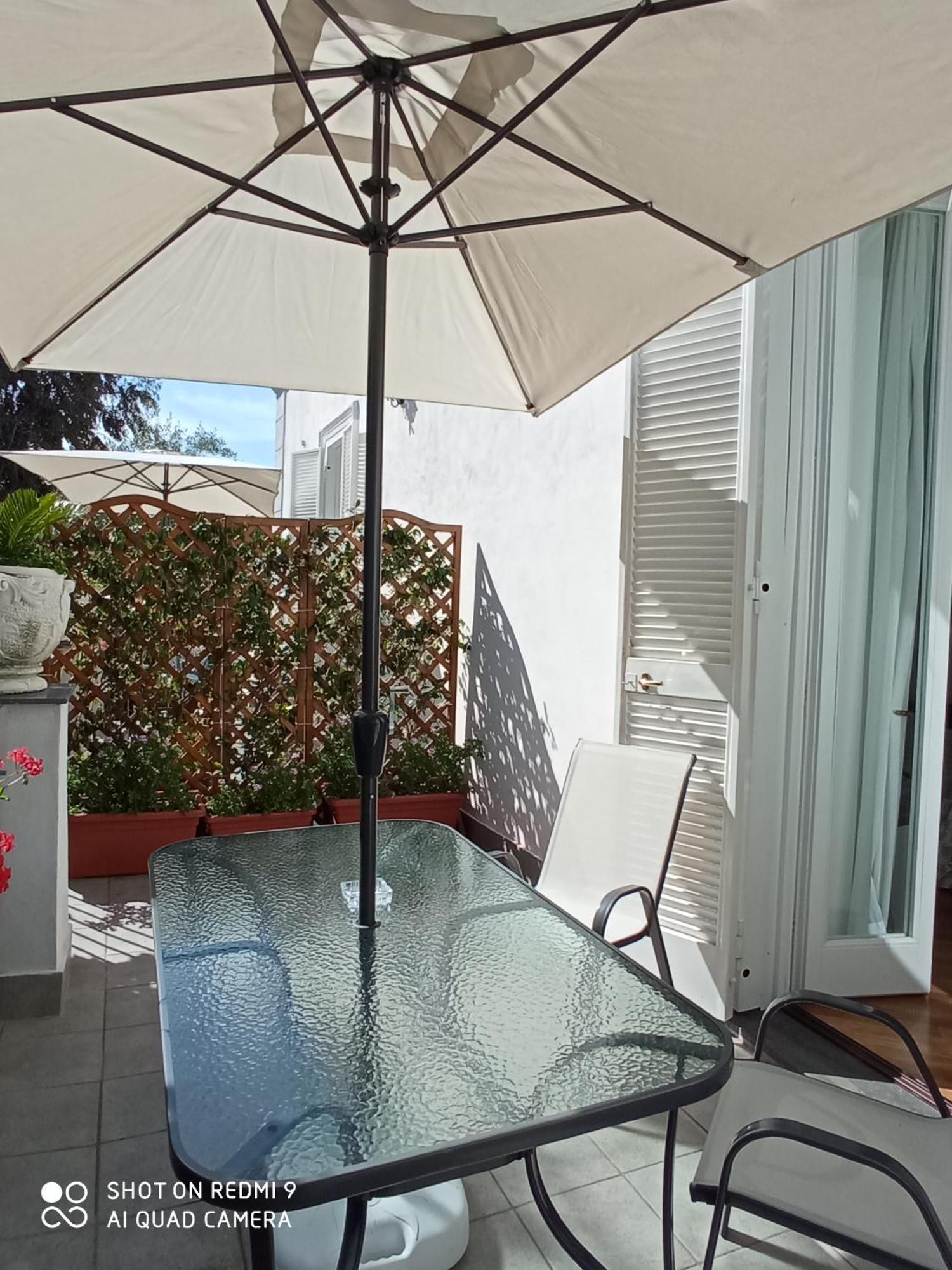 B&B Casa Maria Vittoria Torre del Greco Rum bild